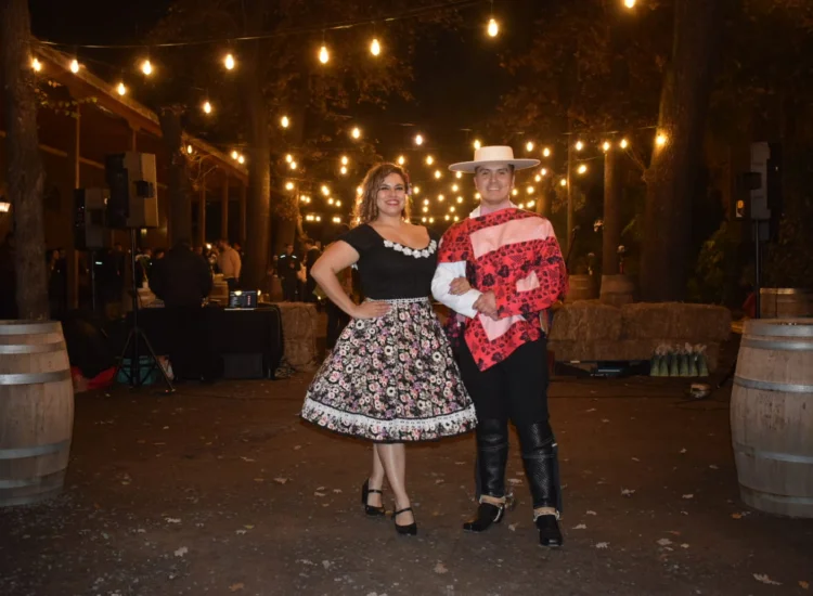 Cristian y Camila, evento empresarial Viña Macul
